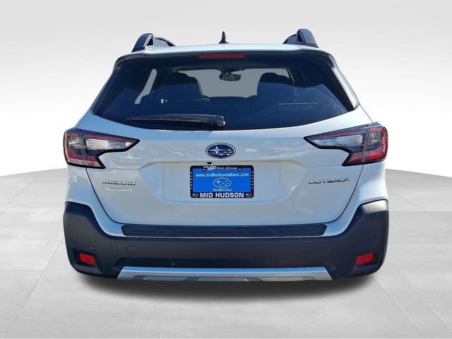 Used 2023 Subaru Outback Limited image 5