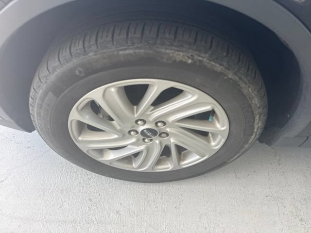 Used 2022 Lincoln Corsair FWD image 12
