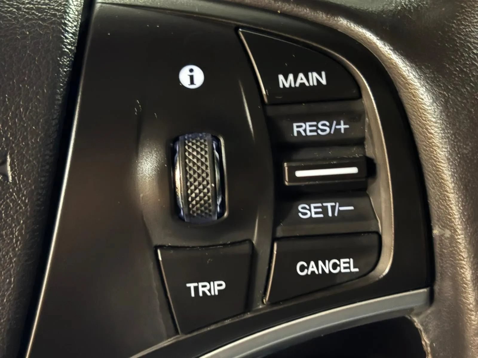 Used 2020 Acura MDX SH-AWD image 37