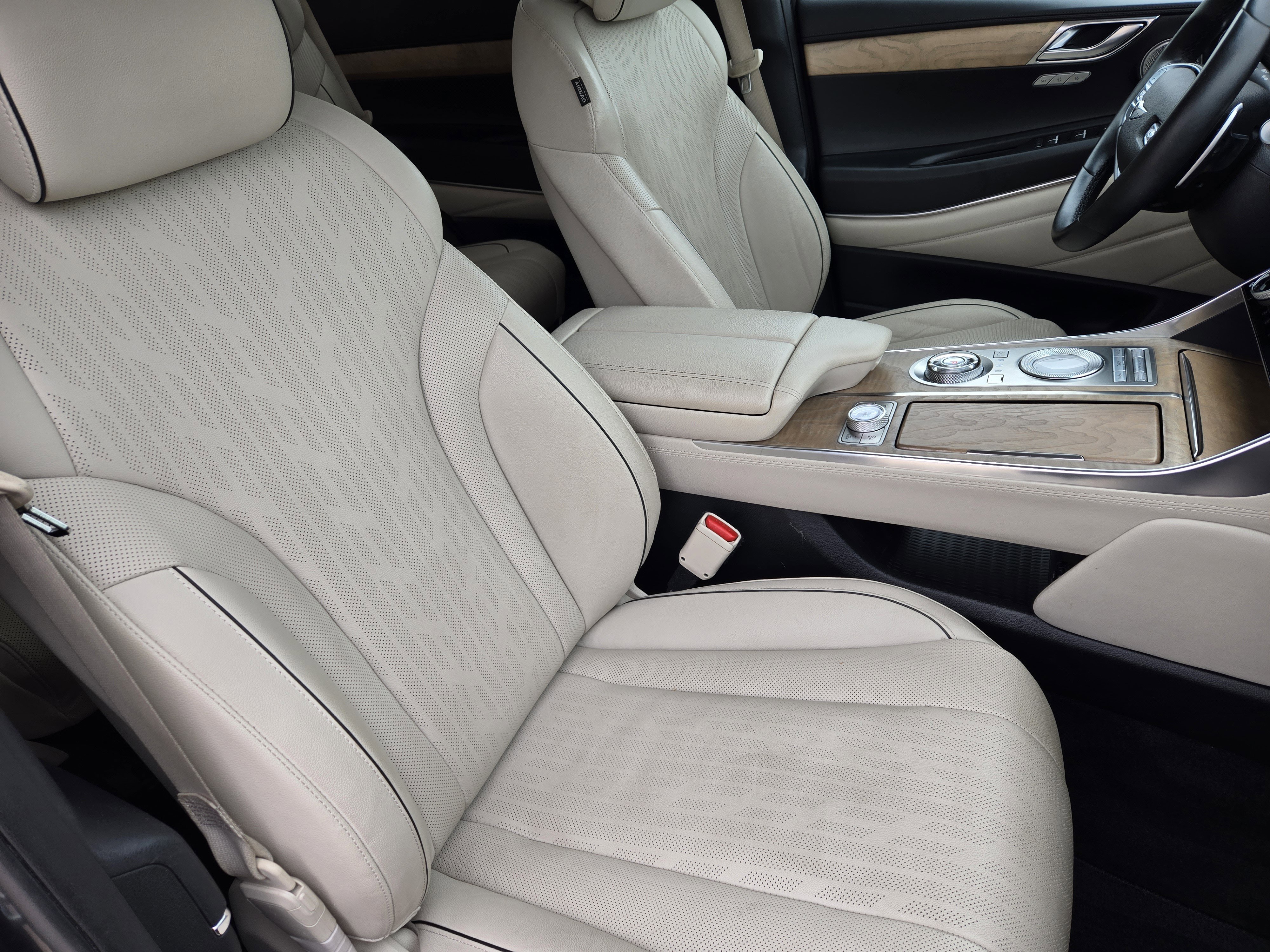 Used 2021 Genesis GV80 2.5T w/ Advanced Package 02 image 21