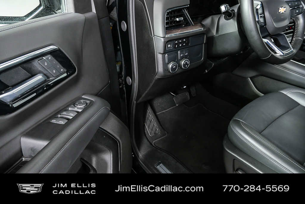 Used 2025 Chevrolet Tahoe LT RWD image 7