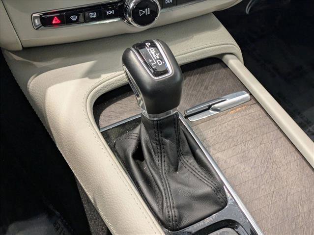 Used 2018 Volvo V90 T6 Cross Country w/ Convenience Package image 12