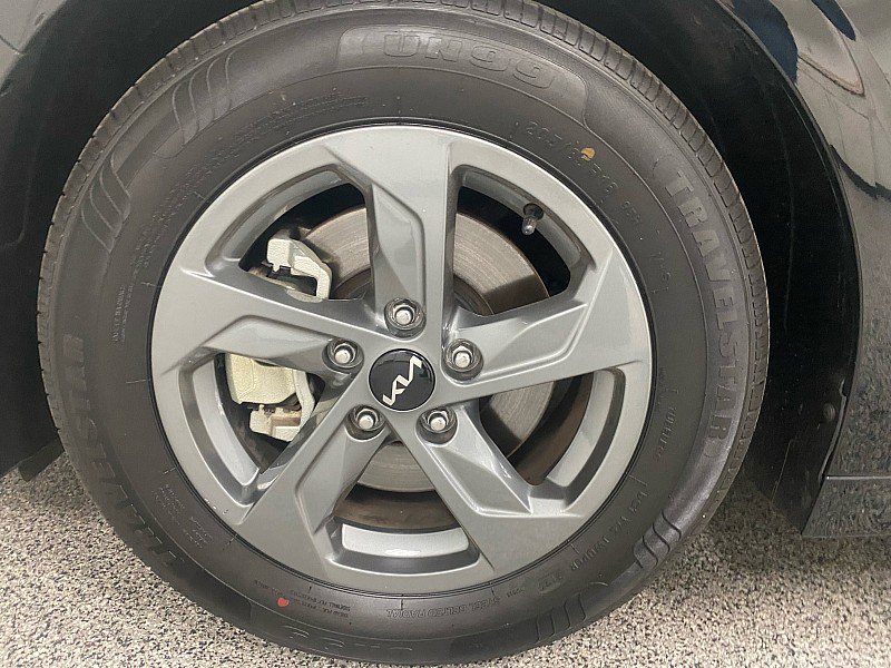 Used 2022 Kia K5 LX image 23