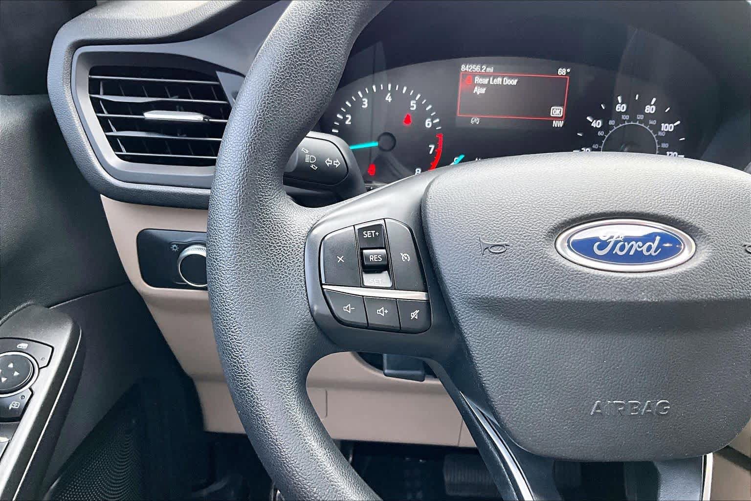 Used 2020 Ford Escape SE FWD image 24