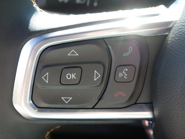 Used 2024 Jeep Wrangler Unlimited Sahara w/ Safety Group AWD/4WD image 16