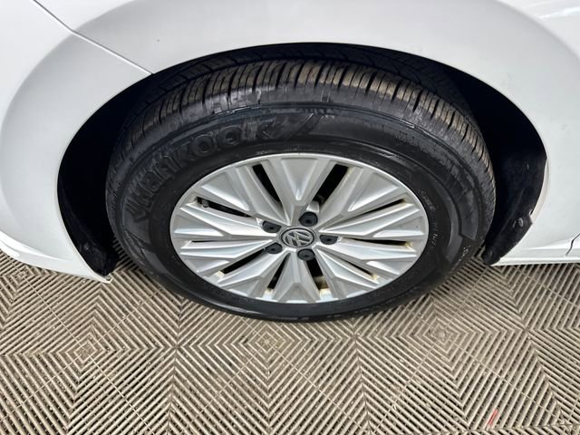 Used 2020 Volkswagen Jetta S w/ Driver Assistance Package image 10