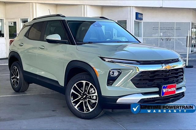 New 2026 Chevrolet TrailBlazer LT FWD image 2