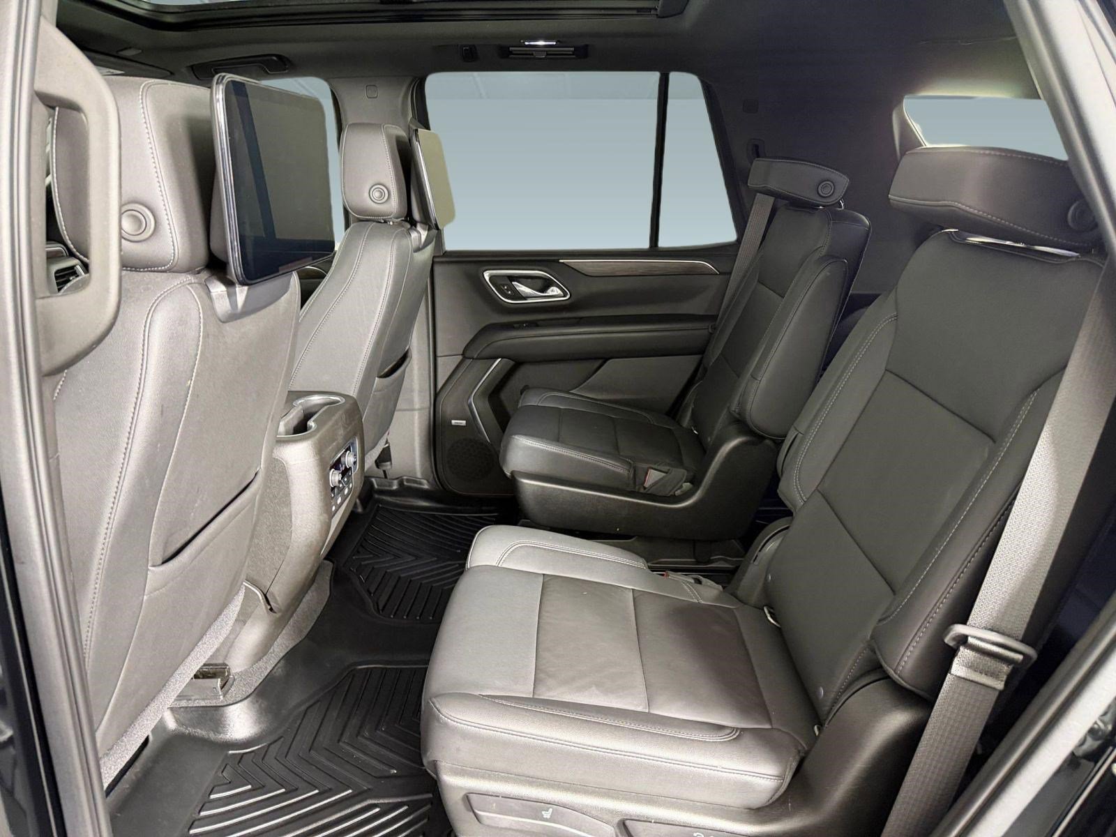 Used 2021 Chevrolet Tahoe Z71 w/ Z71 Off-Road Package AWD/4WD image 12