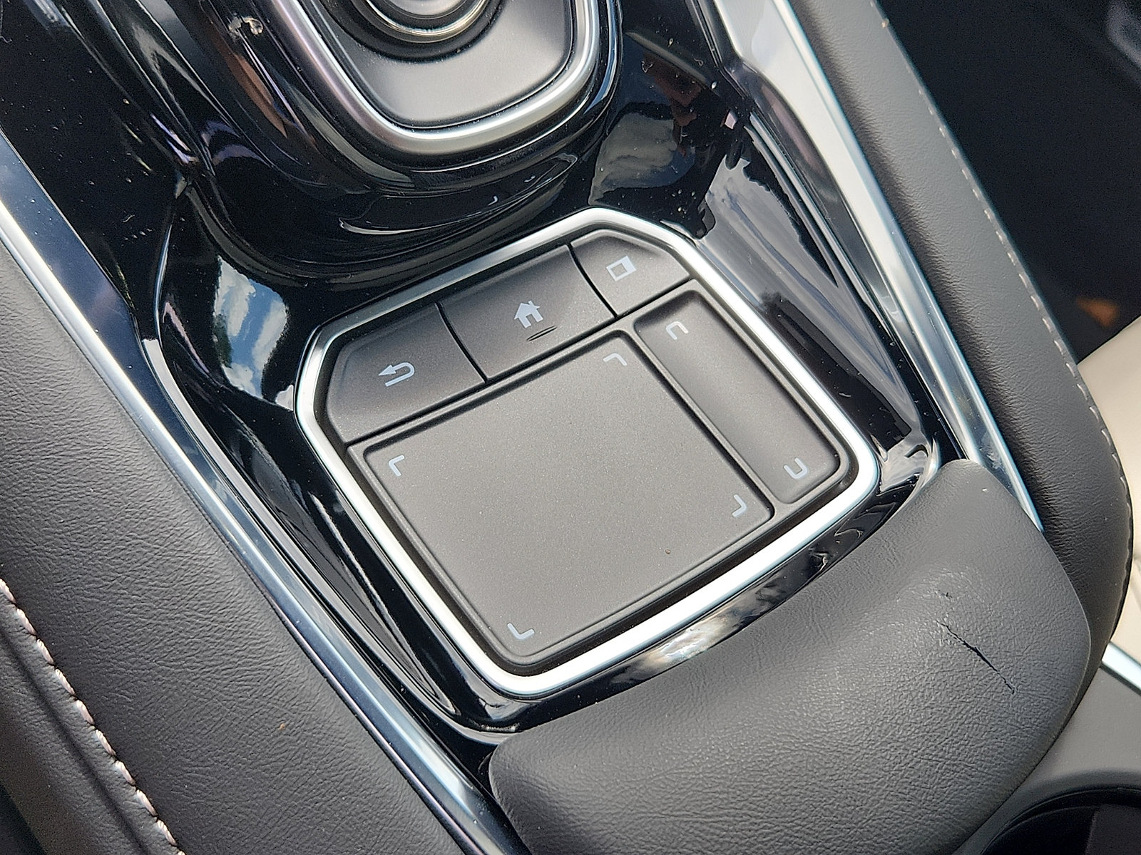 New 2026 Acura RDX SH-AWD image 16