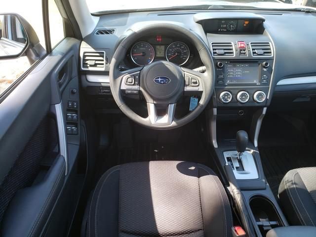 Used 2018 Subaru Forester 2.5i w/ Alloy Wheel Package AWD/4WD image 14