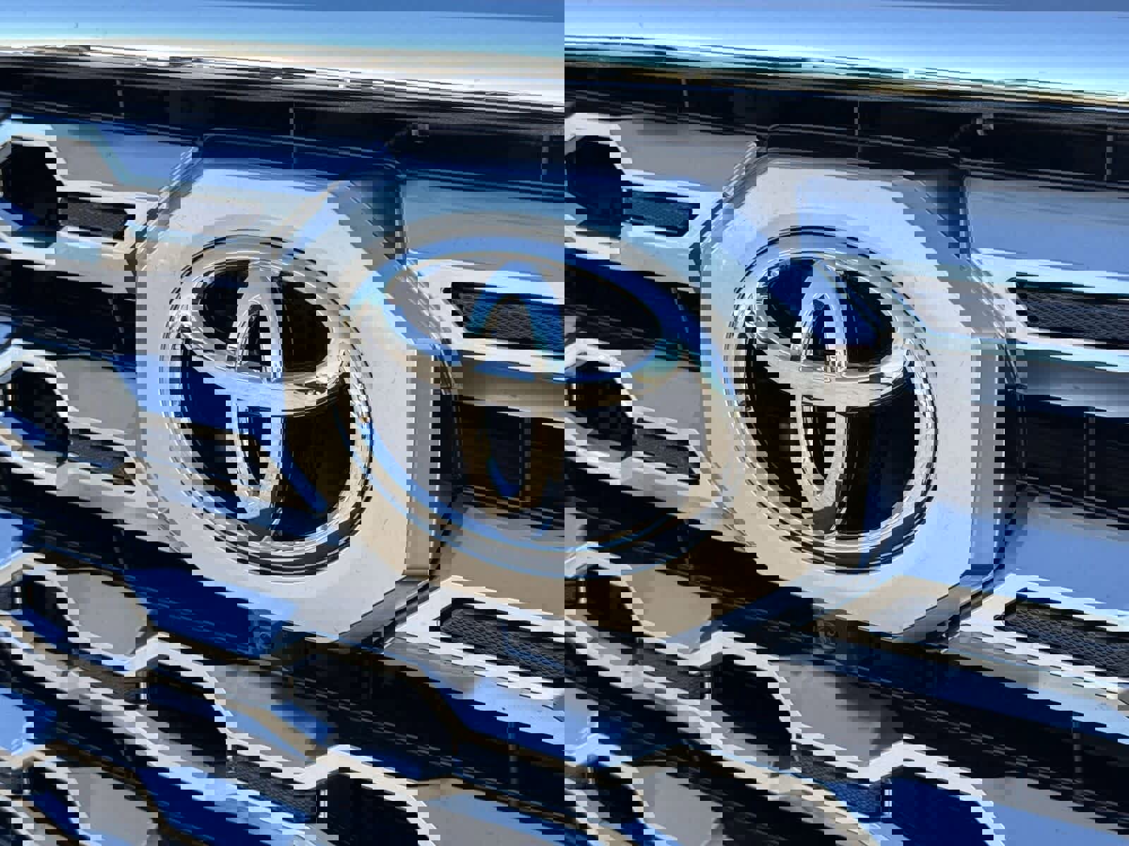 Used 2025 Toyota Tundra 1794 Edition image 32