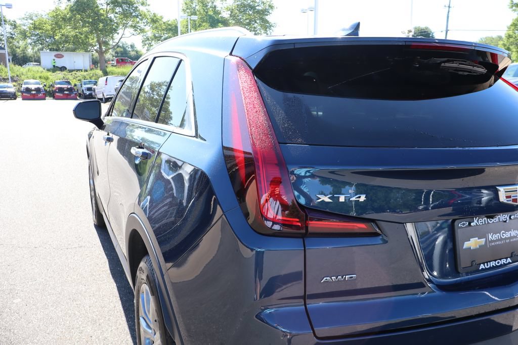 Used 2019 Cadillac XT4 Premium Luxury w/ Cold Weather Package AWD/4WD image 31
