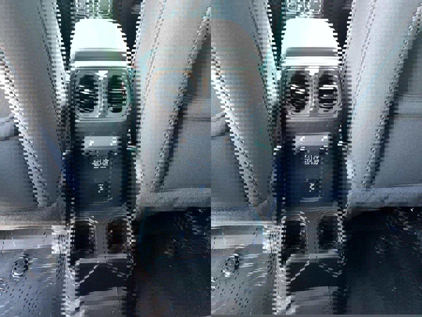 Used 2021 Jeep Wrangler Unlimited Sahara image 26