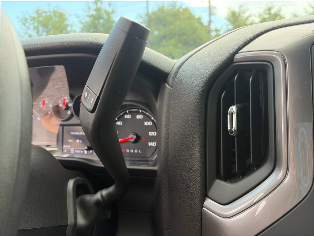 Used 2025 Chevrolet Silverado 2500 Custom w/ Custom Value Package AWD/4WD image 24