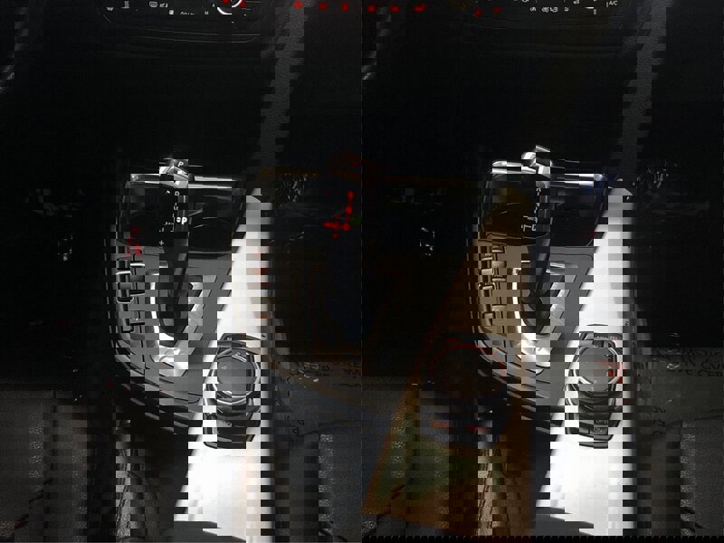 Used 2015 BMW 320i Sedan image 25