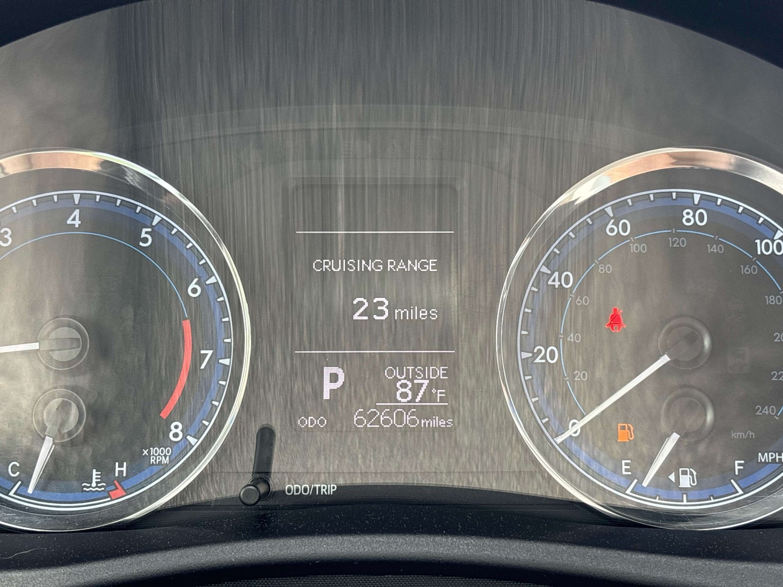 Used 2018 Toyota Corolla LE FWD image 16
