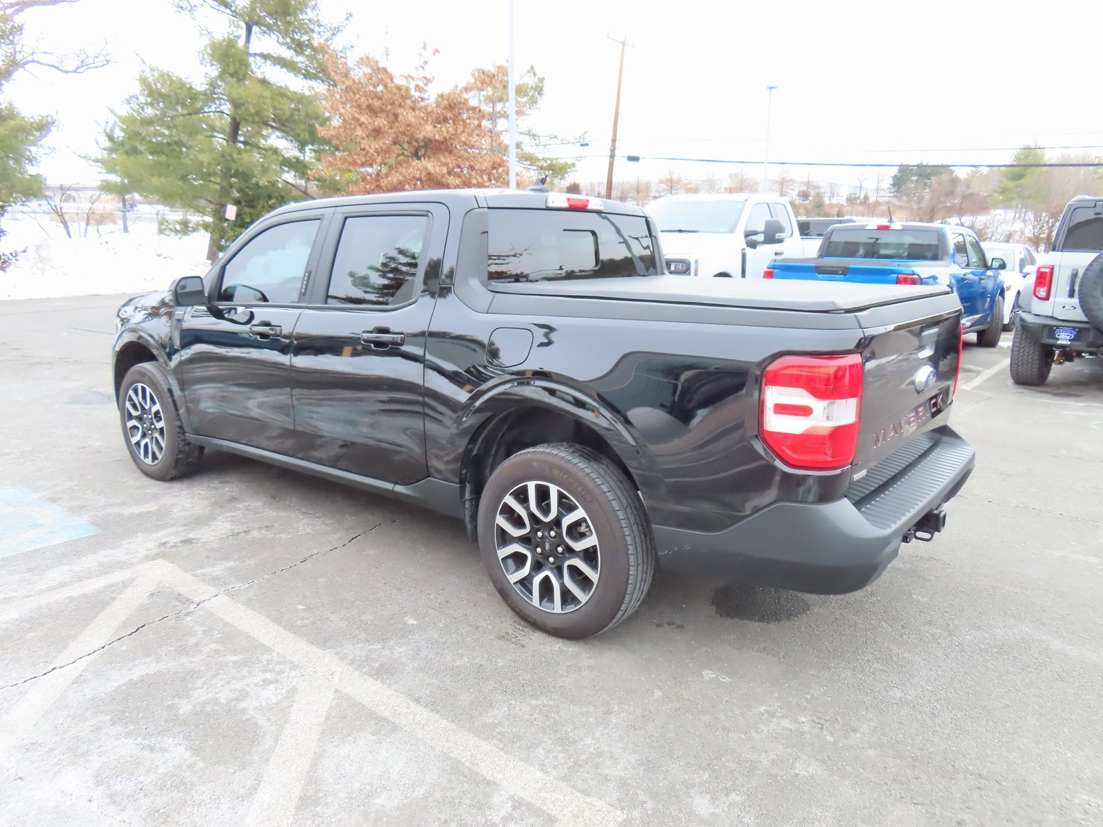 Used 2023 Ford Maverick Lariat image 7