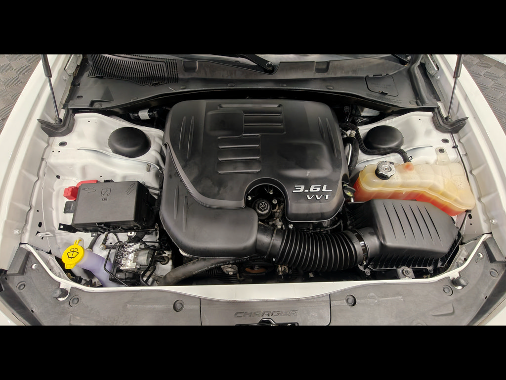 Used 2022 Dodge Charger SXT RWD image 45