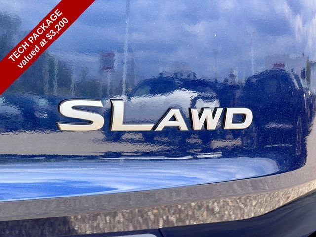 Used 2025 Nissan Rogue SL w/ Tech Package AWD/4WD image 2