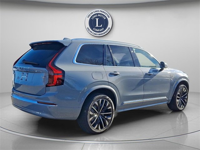 New 2026 Volvo XC40 B5 Ultra w/ Climate Package image 4
