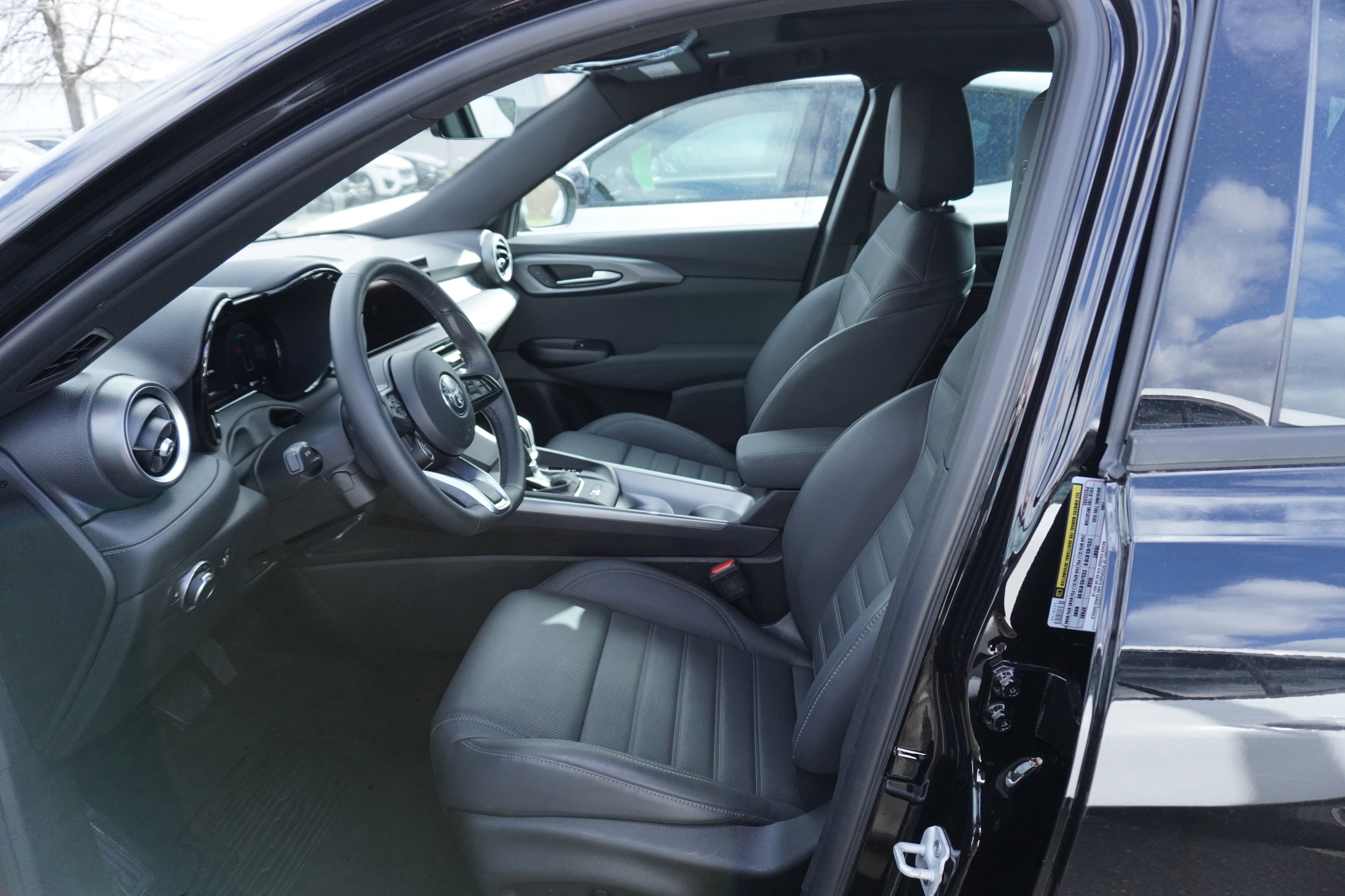 Used 2024 Alfa Romeo Tonale Ti w/ Active Assist Package image 27