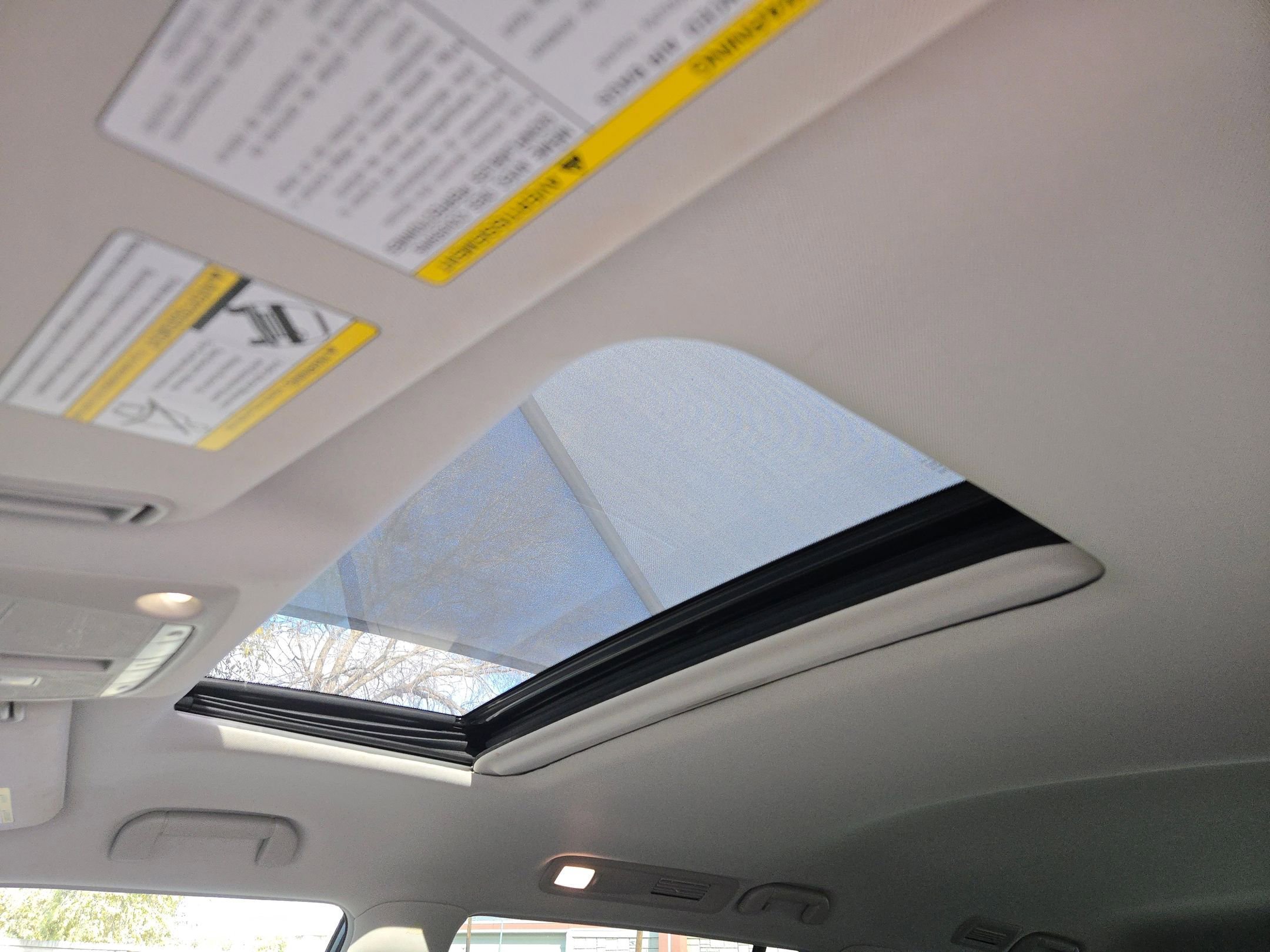 Used 2023 Nissan Armada SL w/ Cargo Package image 10