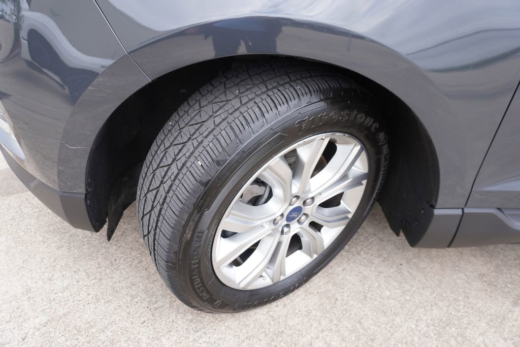 Used 2021 Ford Edge Titanium image 30