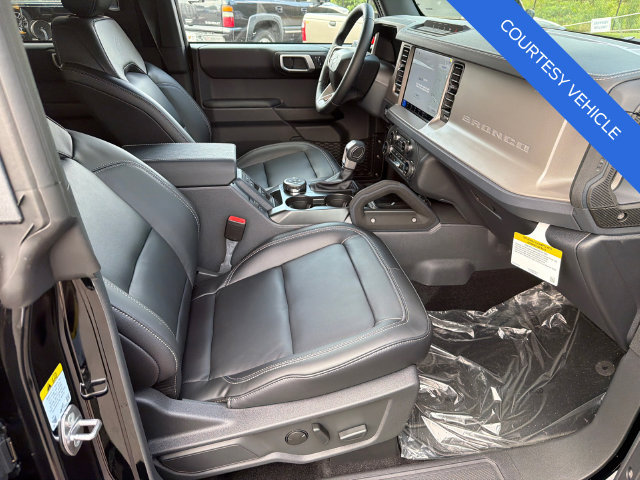 New 2026 Ford Bronco Outer Banks w/ Sasquatch Package AWD/4WD image 13