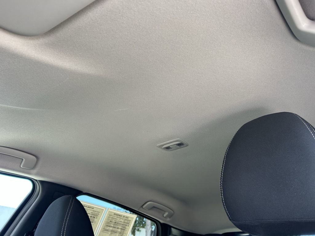 Used 2026 Nissan Kicks SV image 25