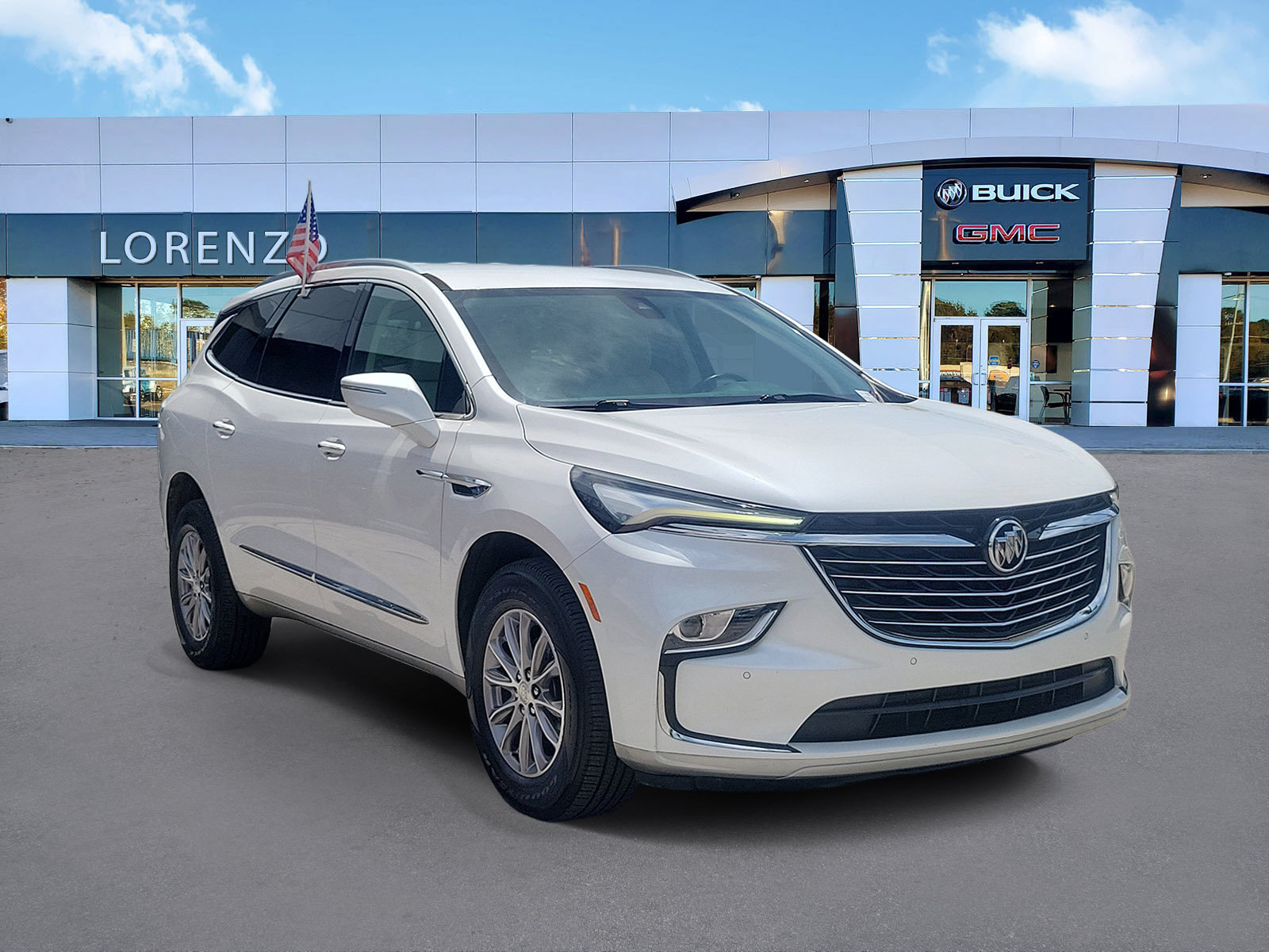 Used 2022 Buick Enclave Essence FWD image 3