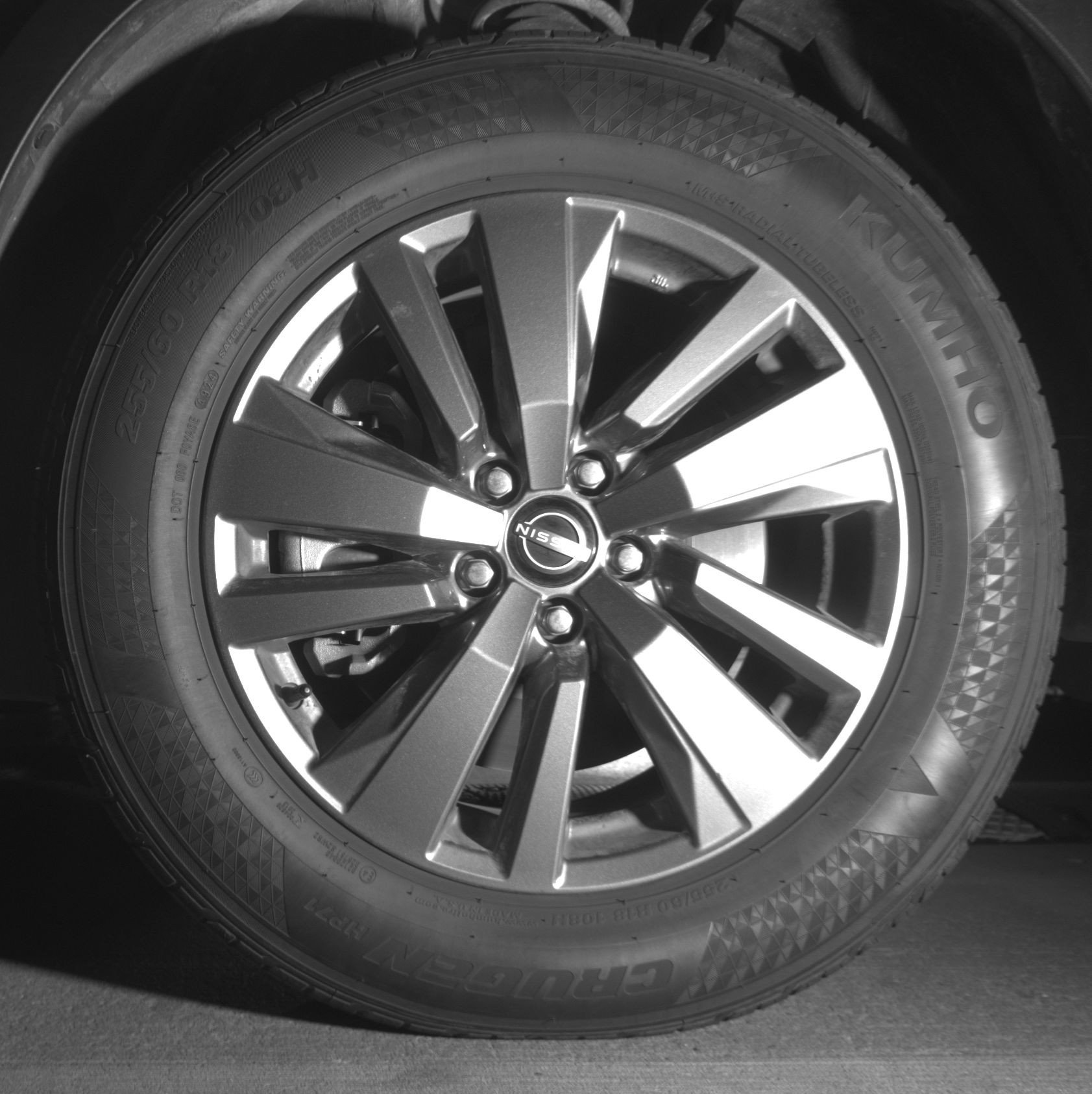 Used 2025 Nissan Pathfinder SV image 12