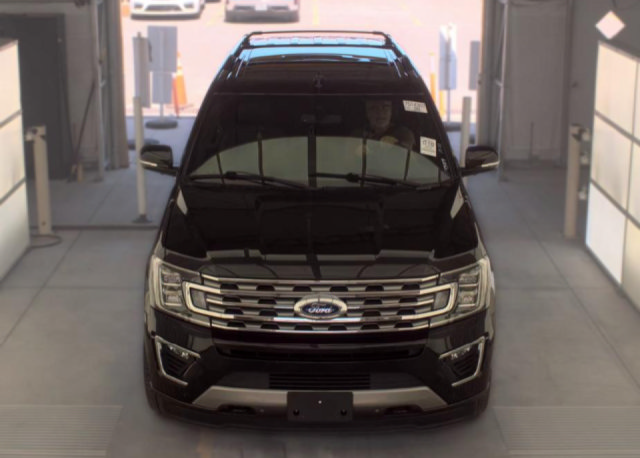 Used 2020 Ford Expedition Limited w/ Special Edition Package AWD/4WD image 2