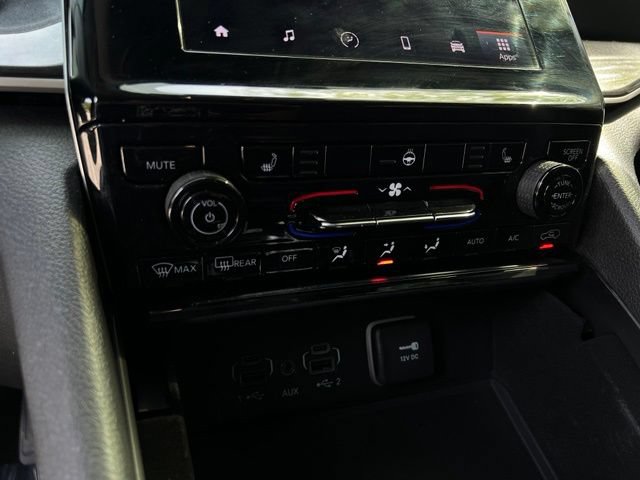 Used 2021 Jeep Grand Cherokee L Laredo w/ Luxury Tech Group I AWD/4WD image 42