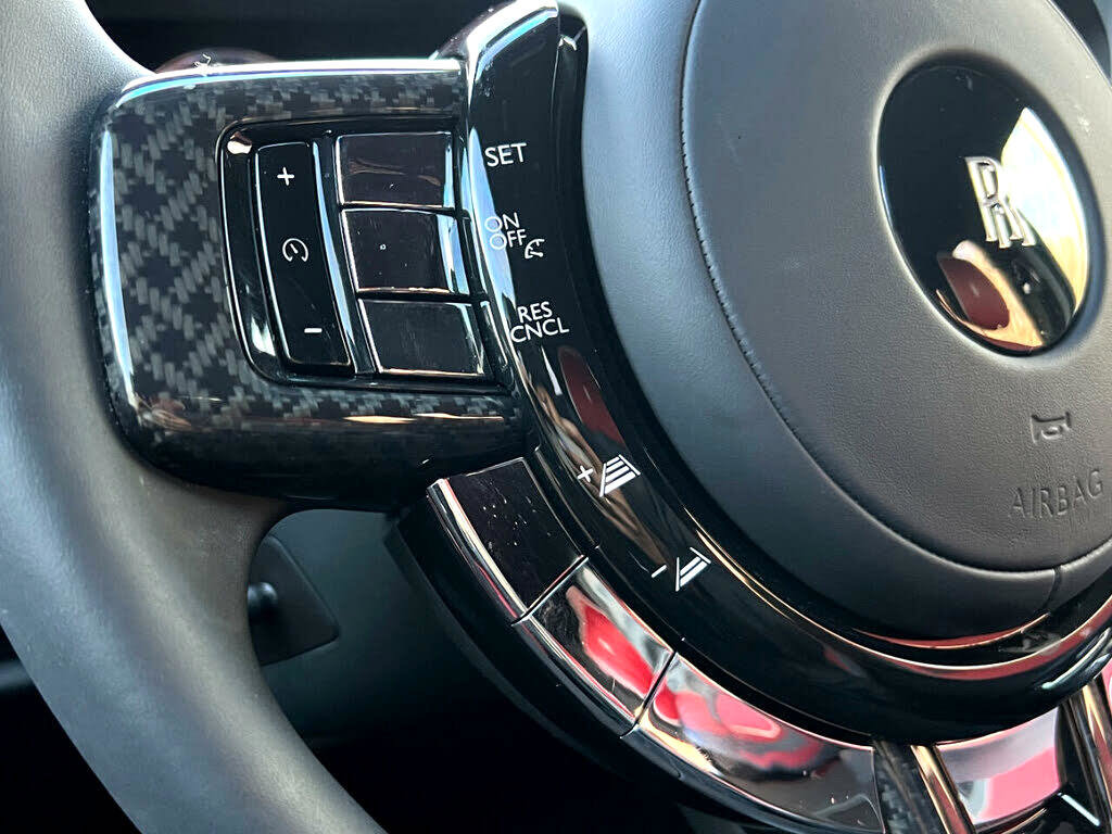 Used 2022 Rolls-Royce Cullinan Black Badge image 80