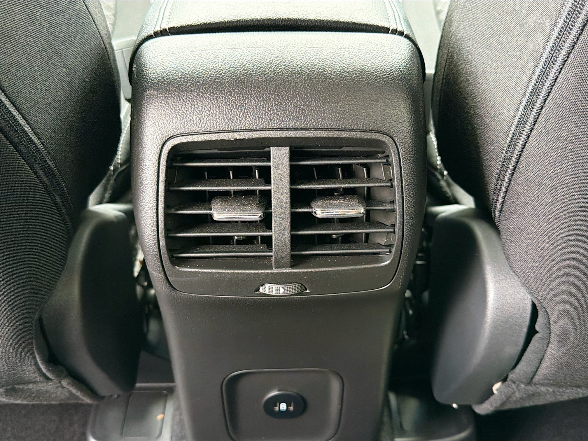Used 2024 Ford Escape Active AWD/4WD image 19