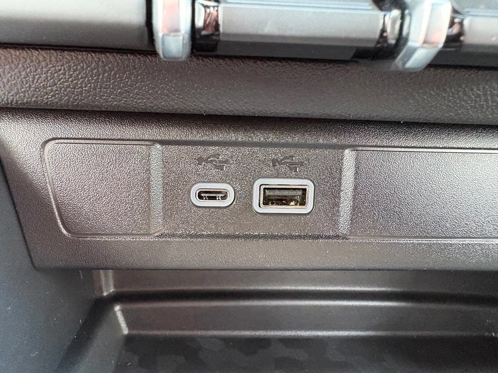 New 2026 Chevrolet Colorado LT w/ LT Convenience Package AWD/4WD image 24