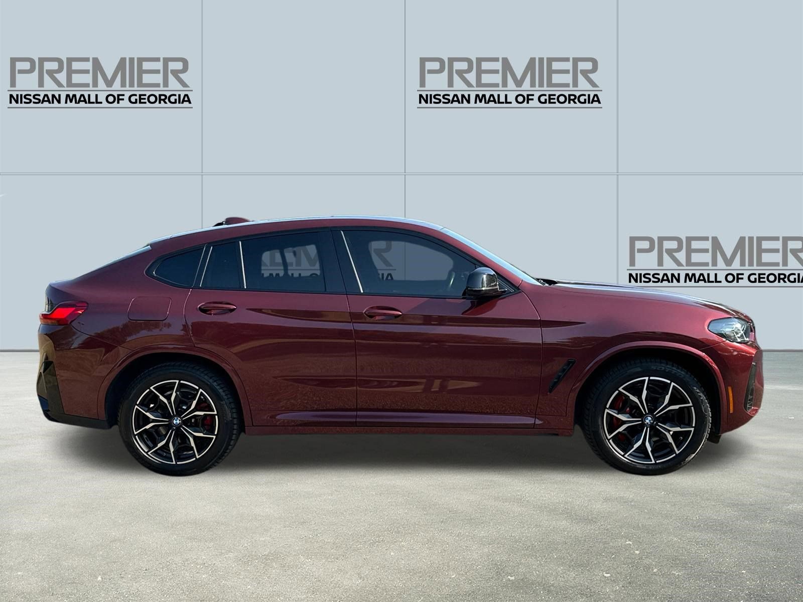 Used 2023 BMW X4 M40i w/ Premium Package AWD/4WD image 4