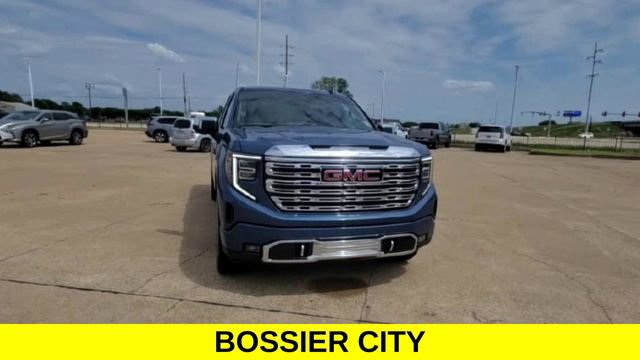 Certified 2026 GMC Sierra 1500 Denali w/ Denali Reserve Package AWD/4WD image 3