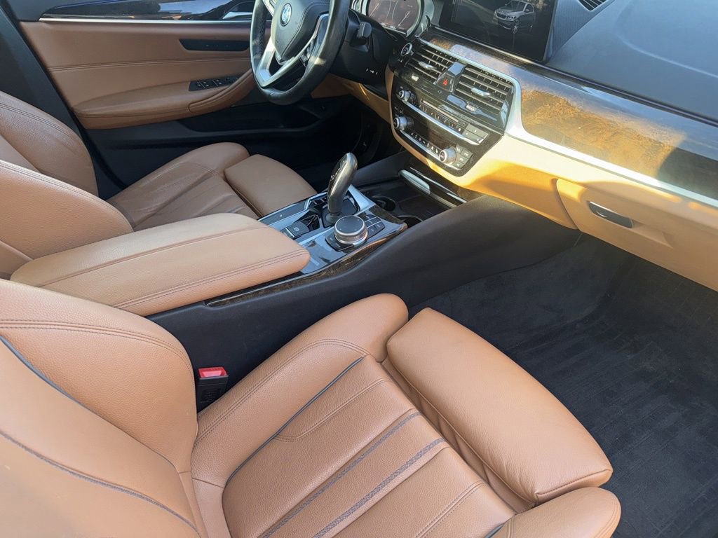 Used 2017 BMW 540i xDrive image 45