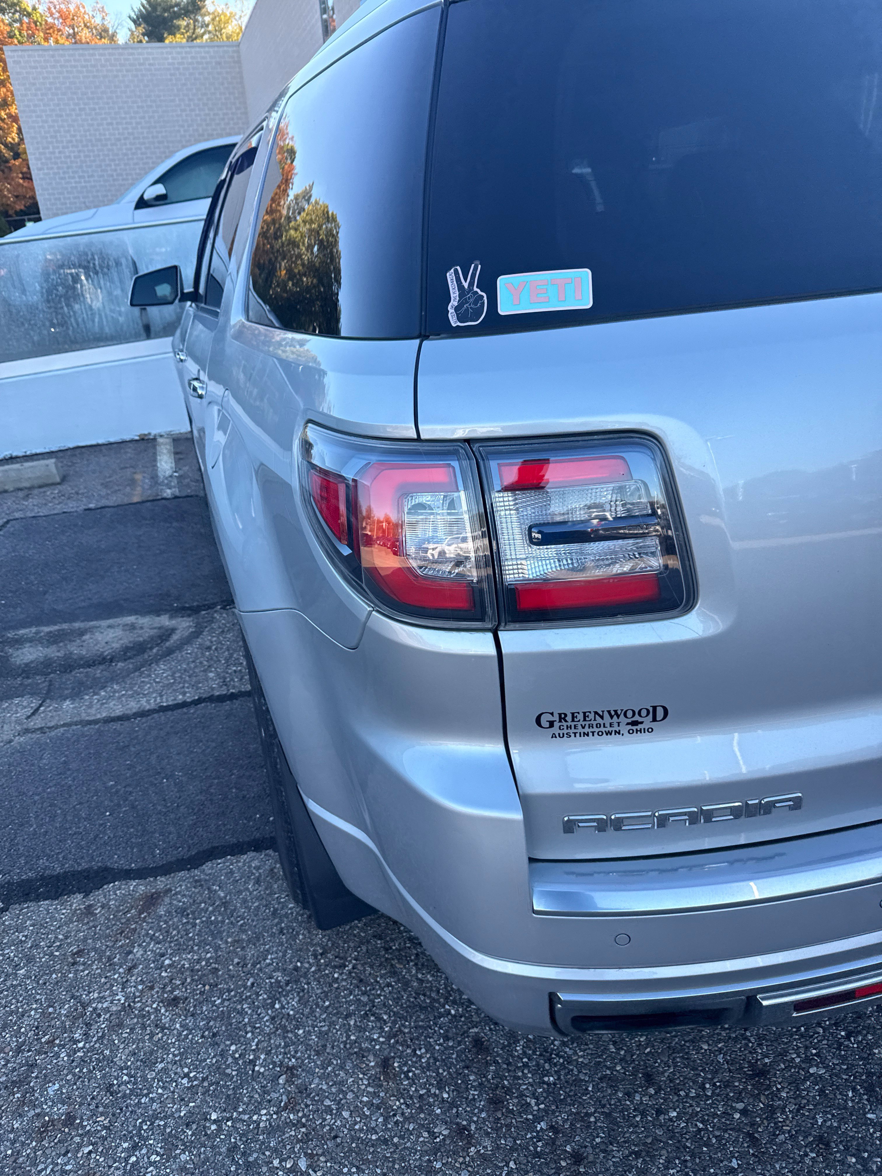 Used 2015 GMC Acadia Denali AWD/4WD image 8