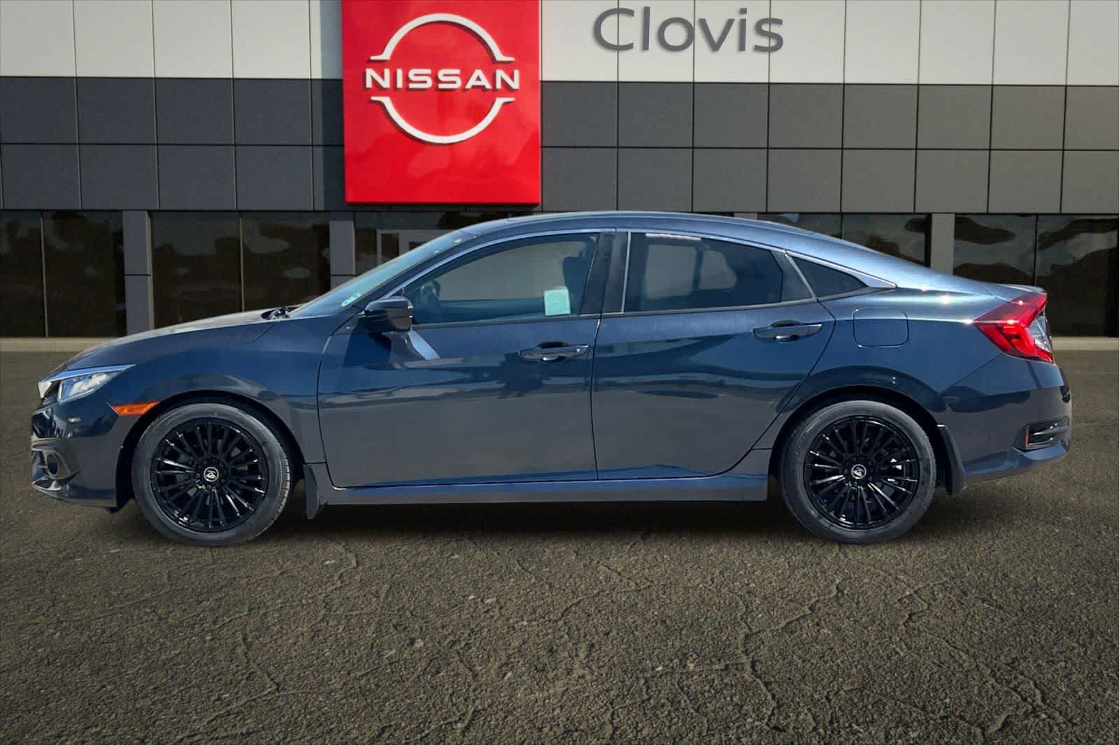 Used 2016 Honda Civic EX-T image 6