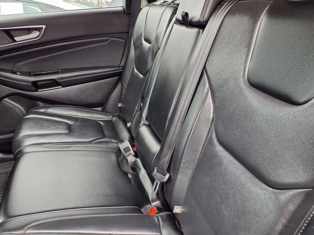 Used 2020 Ford Edge Titanium image 7