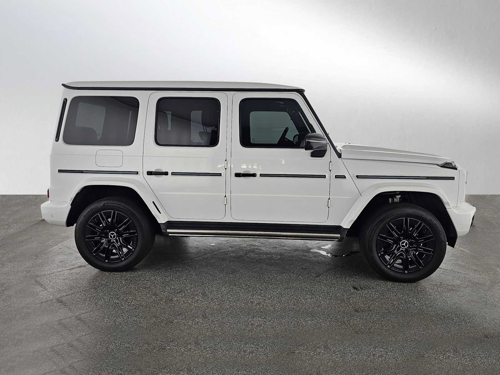Used 2025 Mercedes-Benz G 580 w/ EQ Technology image 2