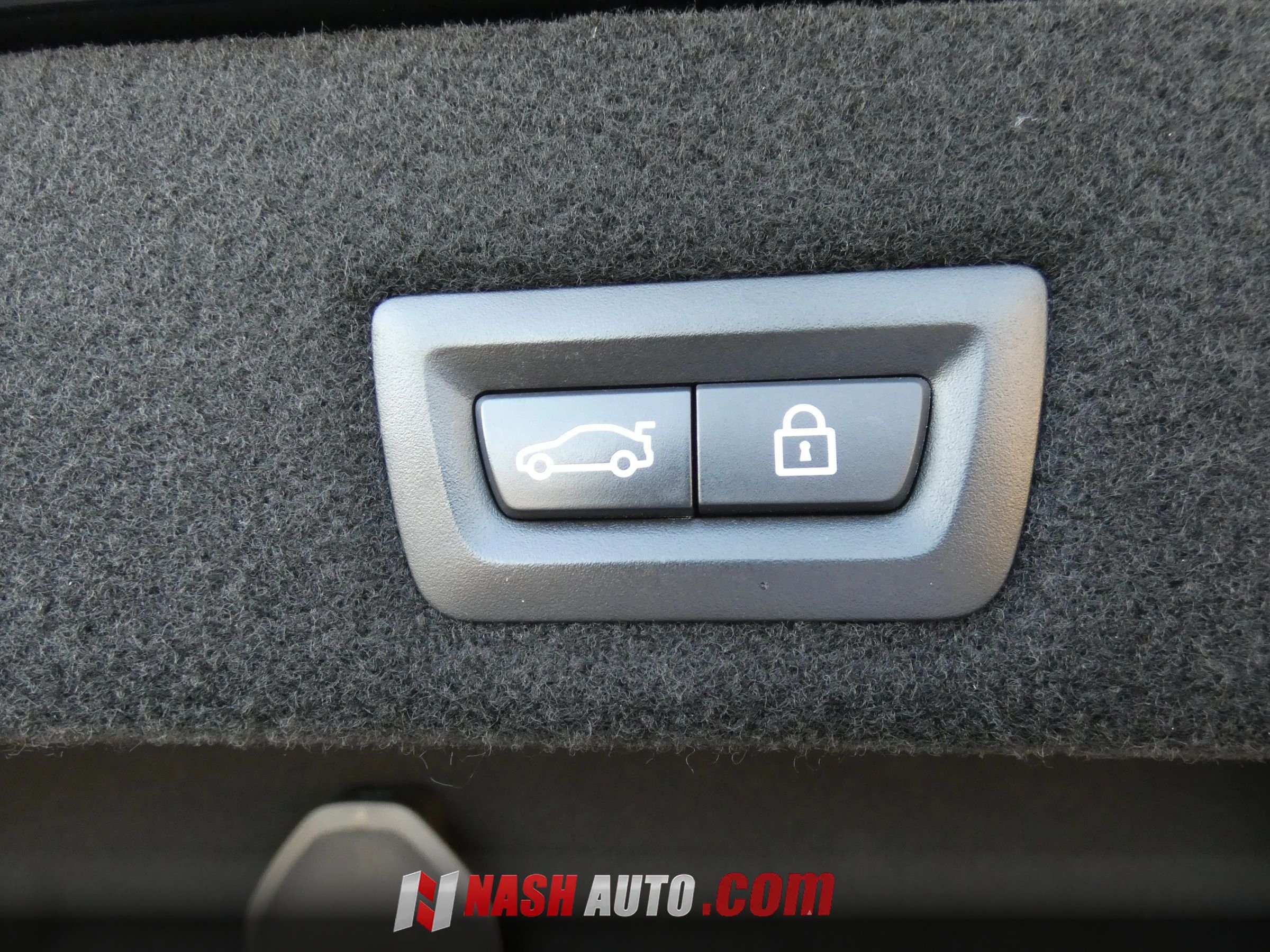 Used 2016 BMW 750i xDrive AWD/4WD image 92