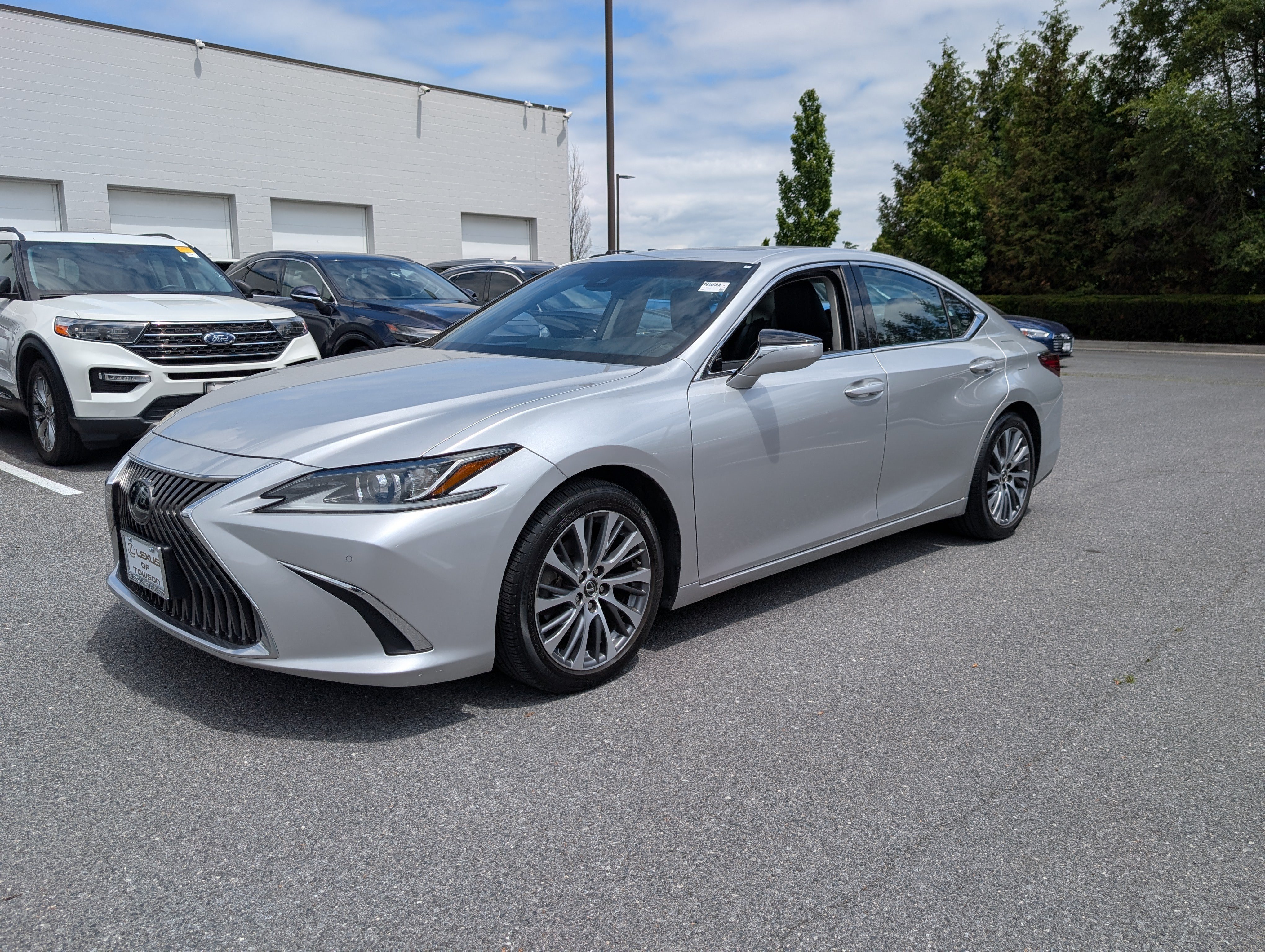 Used 2019 Lexus ES 350 w/ Premium Package FWD image 7