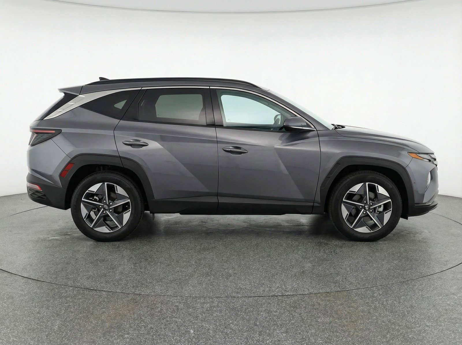 Used 2025 Hyundai Tucson SEL AWD/4WD image 11