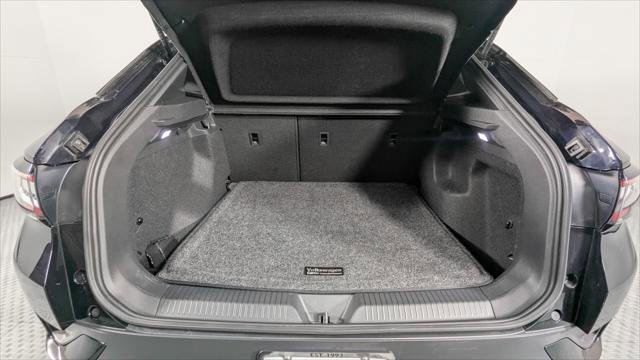 Used 2023 Volkswagen ID.4 Pro RWD image 16