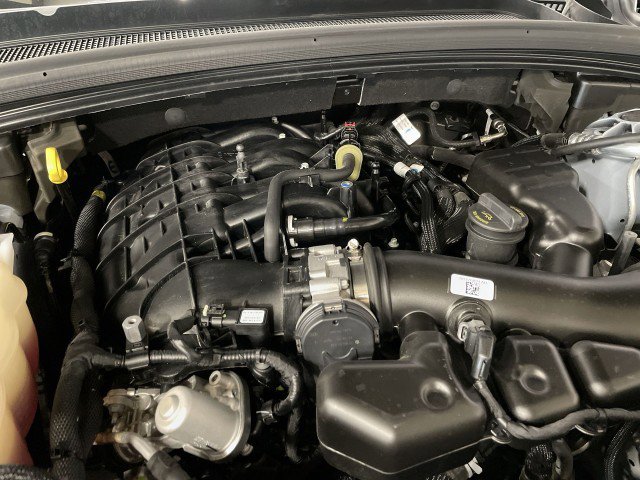 Used 2024 Jeep Grand Cherokee Laredo image 24