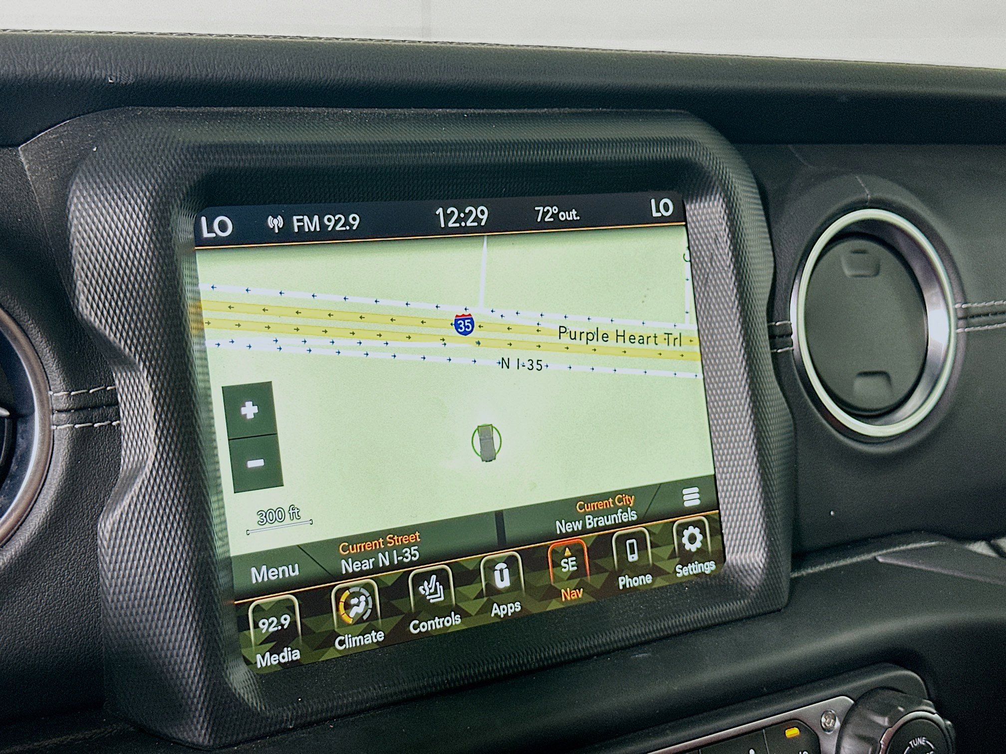 Used 2023 Jeep Wrangler Sahara w/ Cold Weather Group image 21