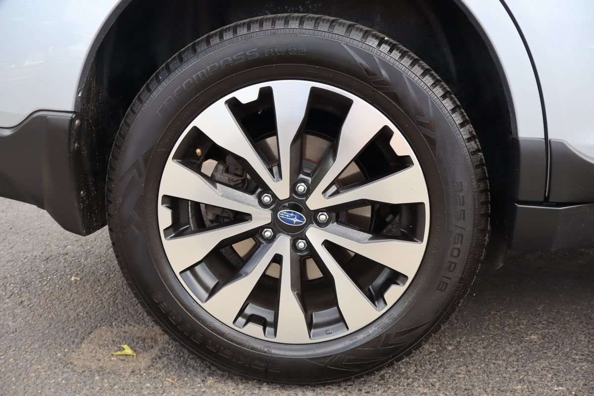 Used 2017 Subaru Outback 3.6R Limited AWD/4WD image 44